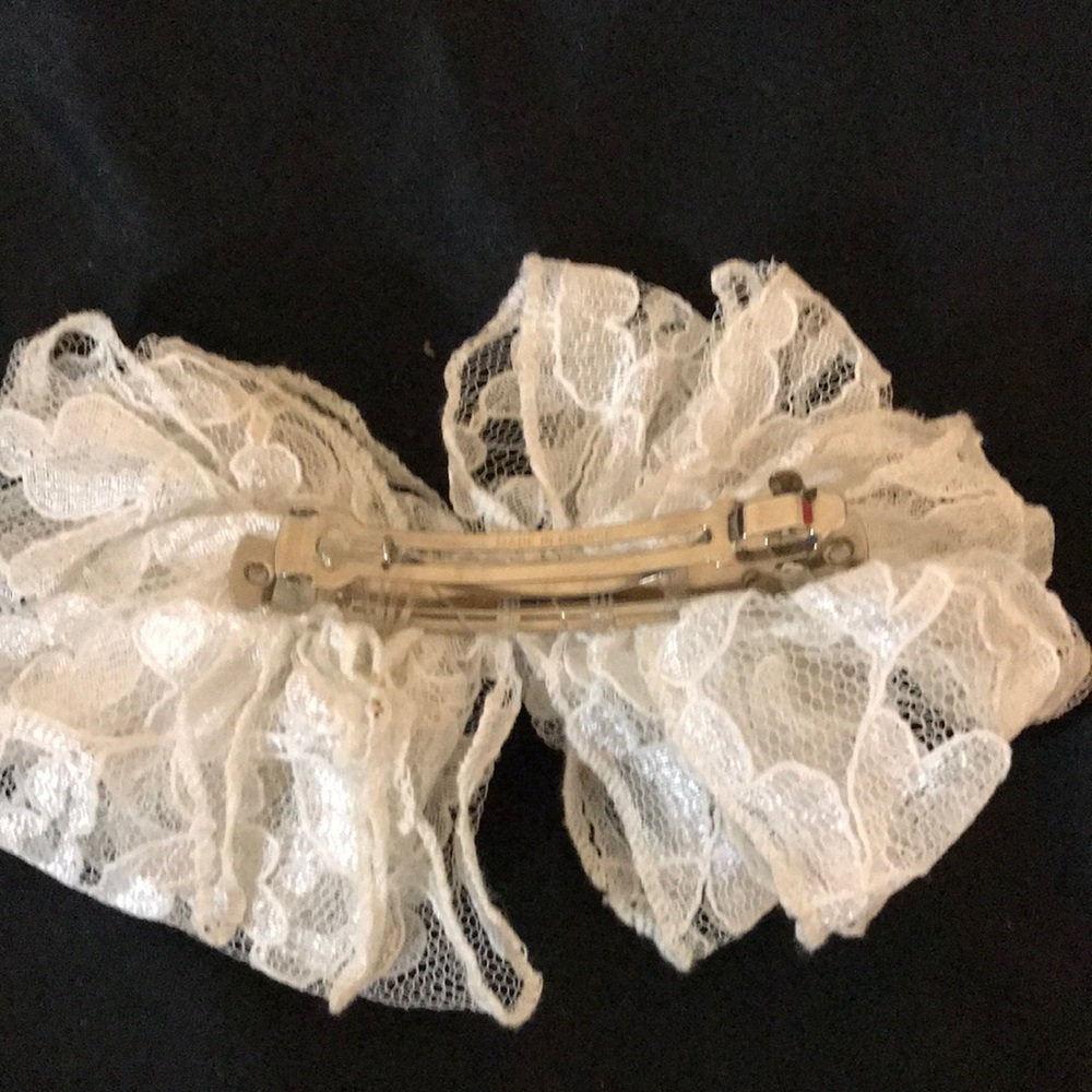 Cute Girls White Bow - Picture 2 of 2